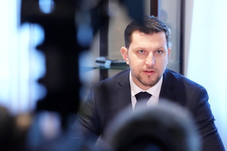 Дело Вайводса: вторым фигурантом является физическое лицо