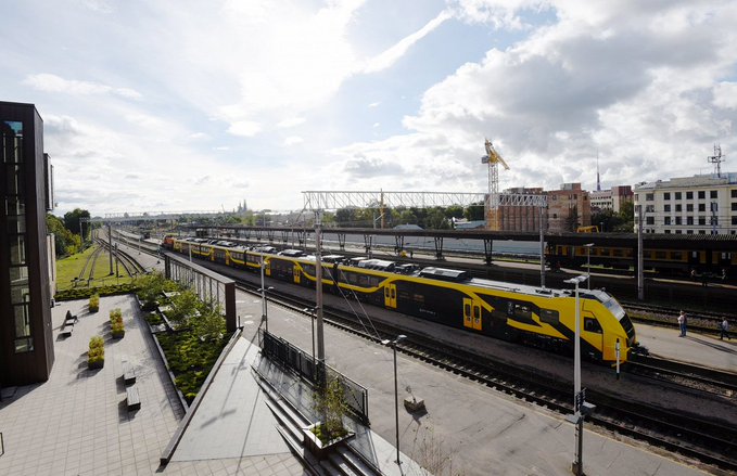 Только к концу лета в Латвию будут доставлены все электропоезда