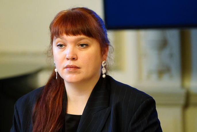 Министр культуры: «мы должны предоставлять контент на русском языке»
