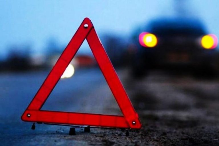 В Алуксне грузовик сбил пешехода