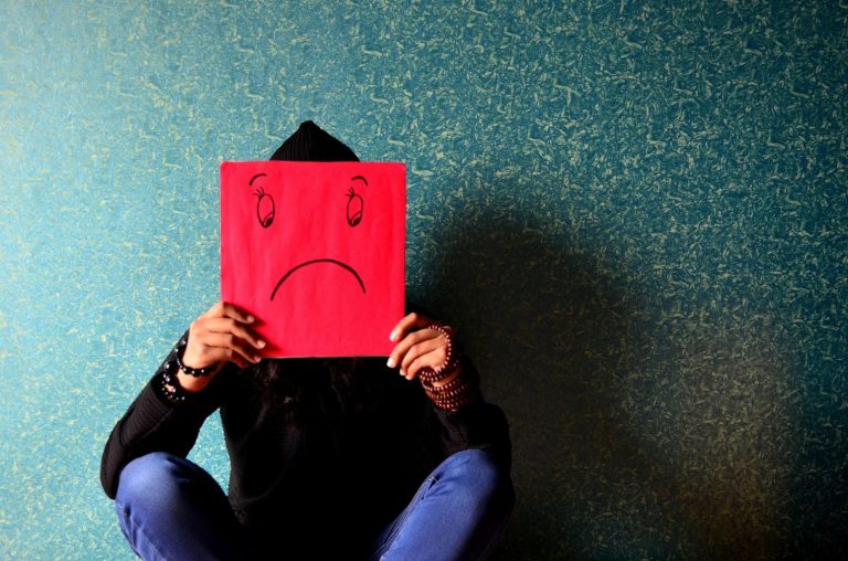 Что лежит в основе успешного лечения депрессии — советы психиатра и фармацевта