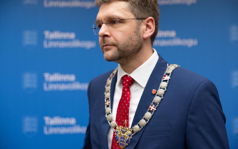 Через 4 дня после избрания новому мэру Таллинна инициировали вотум недоверия