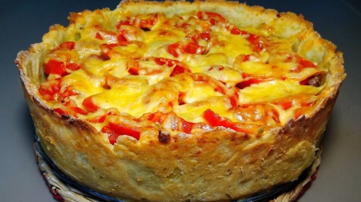 Открытый мясной пирог: картофельное тесто и ароматная начинка