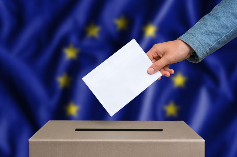 Выборы в Европарламент: граждане Латвии смогут проголосовать на 38 избирательных участках за рубежом
