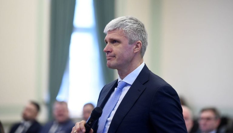 Барташевичу предъявлено обвинение за ложные сведения, указанные в декларации 