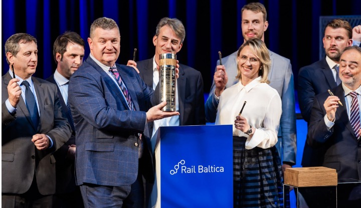 Команда Rail Baltica cоздала капсулу времени с посланием потомкам