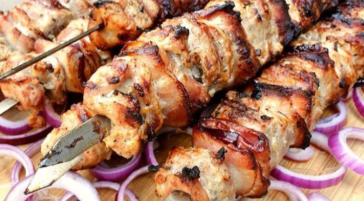 Шашлык из свинины на минералке: классический, ароматный