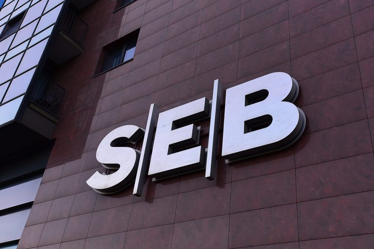 Банк SEB  обращается к своим клиентам с важным и срочным сообщением