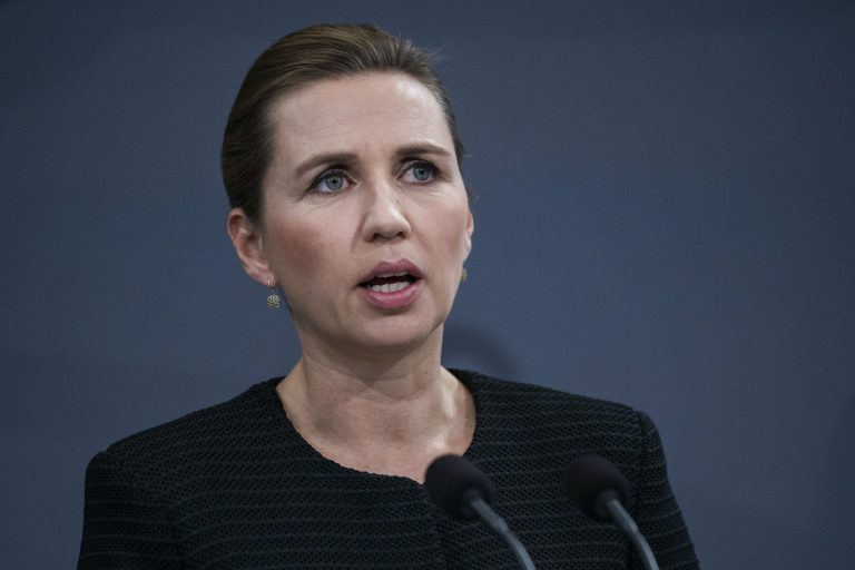 Выясняются шокирующие подробности избиения премьер-министра Дании в центре Копенгагена