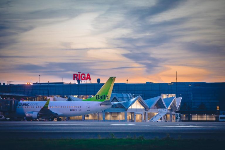 Аэропорт «Рига» возобновил работу в обычном режиме