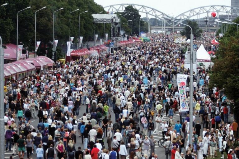 Во время Праздника города для транспорта будет закрыта набережная 11 Ноября
