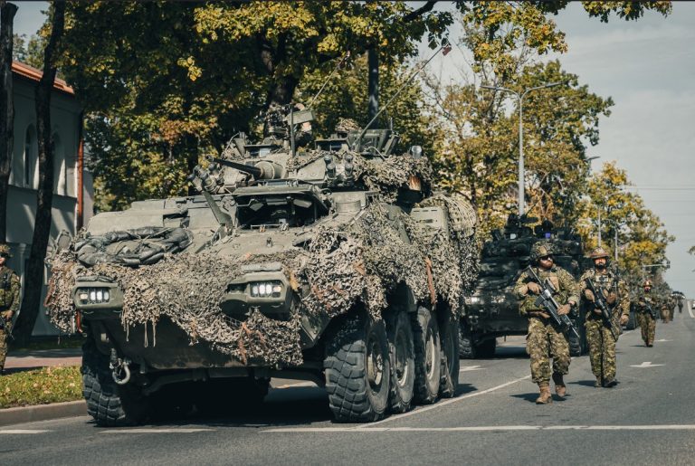 В Латвии начинаются интенсивные военные учения c передвижением военной техники и стрельбами