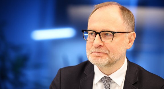 Обязательная служба для женщин: Спрудс назвал сроки призыва