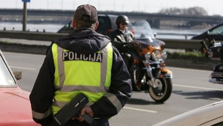 В понедельник полиция обещает усиленно контролировать движение возле школ