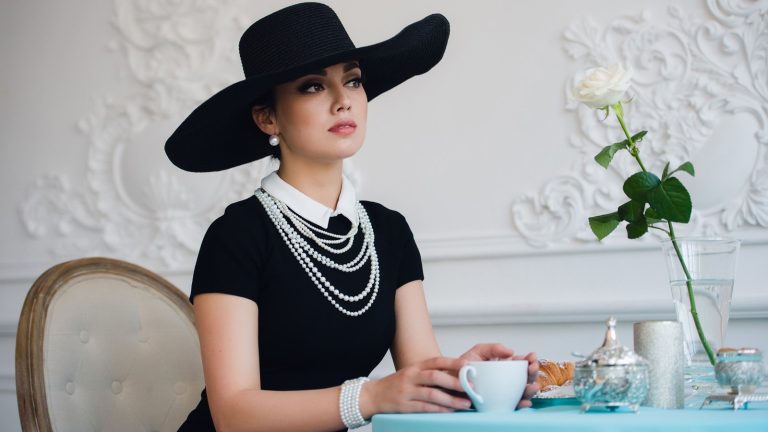 Женщины, знающие базовую культуру: это характеристики настоящих леди!