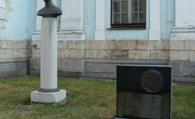 В Риге поддержан демонтаж памятных объектов, посвященных Пушкину и Анне Керн