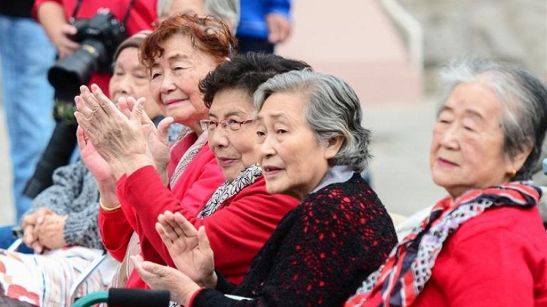 Китай повышает пенсионный возраст впервые за 70 лет
