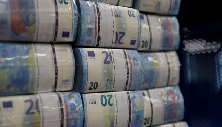 Латвия взяла в долг 600 млн евро на международных финансовых рынках