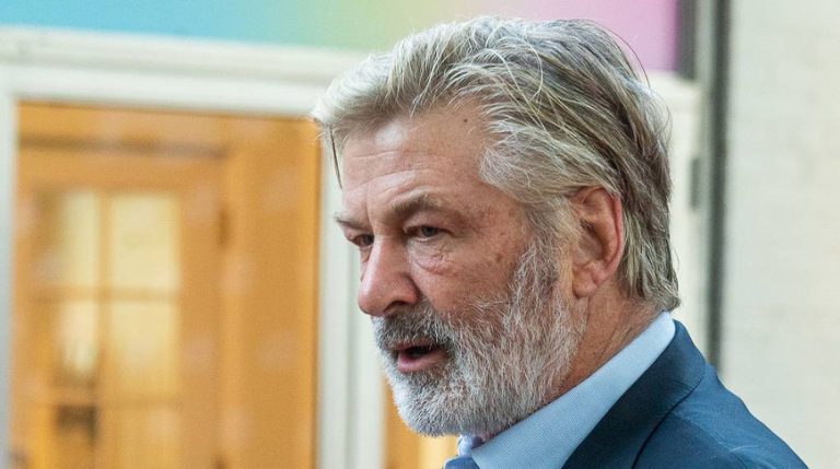 Алеку Болдуину грозит повторное судебное разбирательство