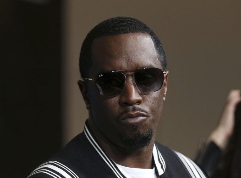 Более 100 человек подадут иски против P.Diddy о сексуализированном насилии и эксплуатации
