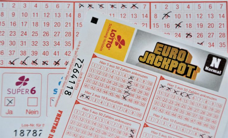 Литовец выиграл в лотерею 81 млн евро — это крупнейший джекпот в истории лотерей в странах Балтии