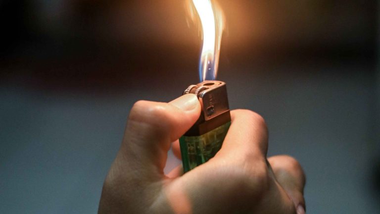 Ранее осуждённый за убийство поджёг 16 квартир в Гризинькалнсе