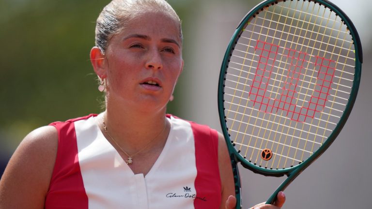 Остапенко удалось сохранить 15-е место в рейтинге WTA