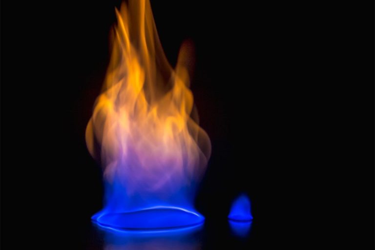 В Бауске идёт эвакуация жителей из-за подземной утечки газа (ДОПОЛНЕНО)