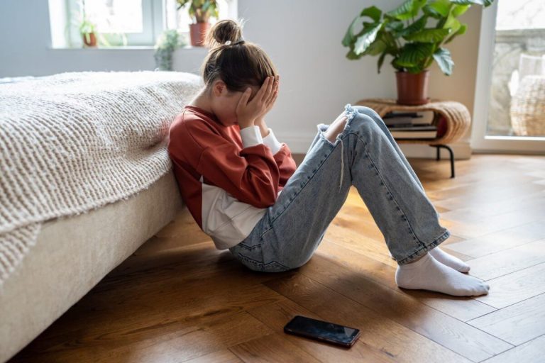 В Австралии запретили соцсети для детей младше 16 лет