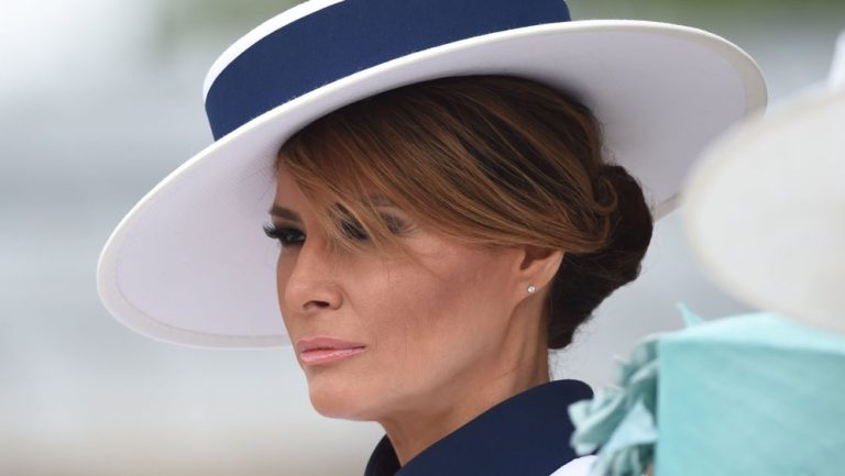 Библия моды Мелании Трамп: десять выходов, вошедших в историю