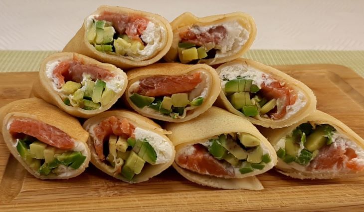Самые вкусные начинки для блинчиков: 10 вариантов
