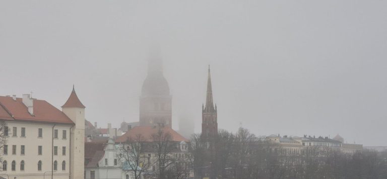 Последний день уходящего года будет пасмурным, местами пройдет снег