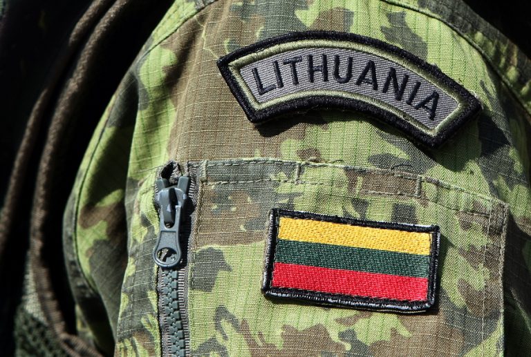 В Литве начинается призыв на обязательную службу в армию
