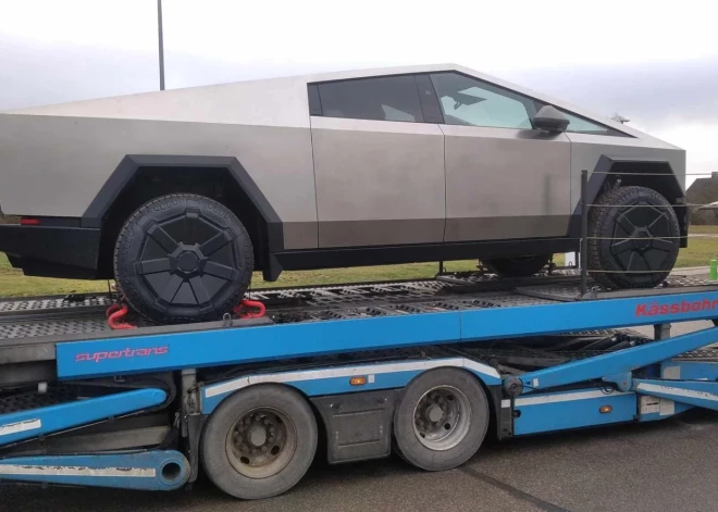 В Латвии замечен Tesla Cybertruck