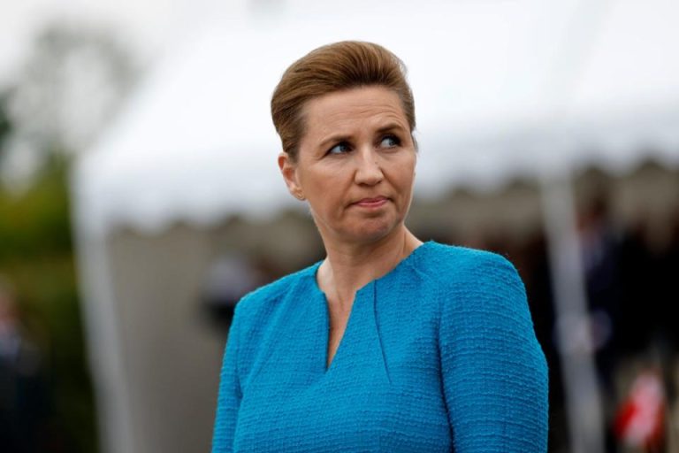 Трамп позвонил премьеру Дании и потребовал отдать Гренландию — жители в шоке