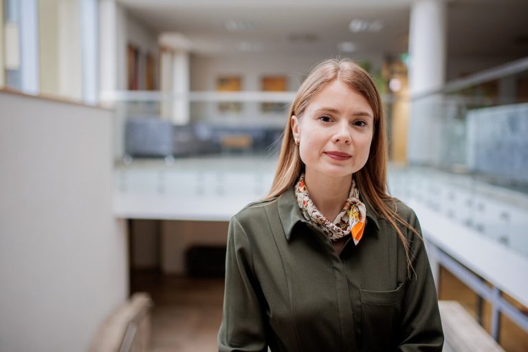 Экс-депутат Сейма Литвы заявила, что подвергалась сексуальным домогательствам на службе