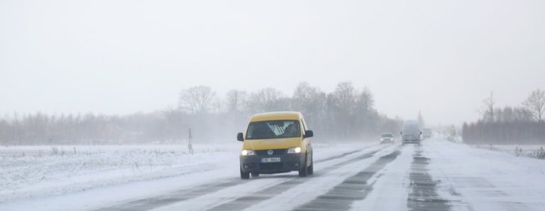 Утром затруднены условия передвижения в окрестностях Риги
