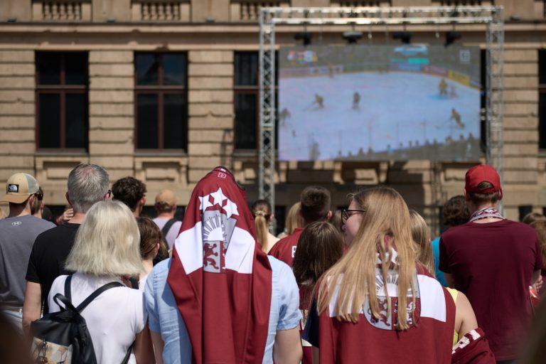 СГБ обязала организаторов крупных мероприятий принимать меры против въезда транспорта в толпу