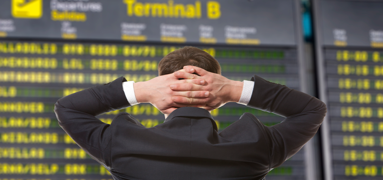 За отмененные рейсы airBaltic пассажирам придется вернуть более 1 млн евро