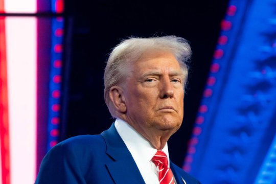 Трамп угрожает прекращением огня и адом в секторе Газа, если ХАМАС не освободит всех заложников к субботе