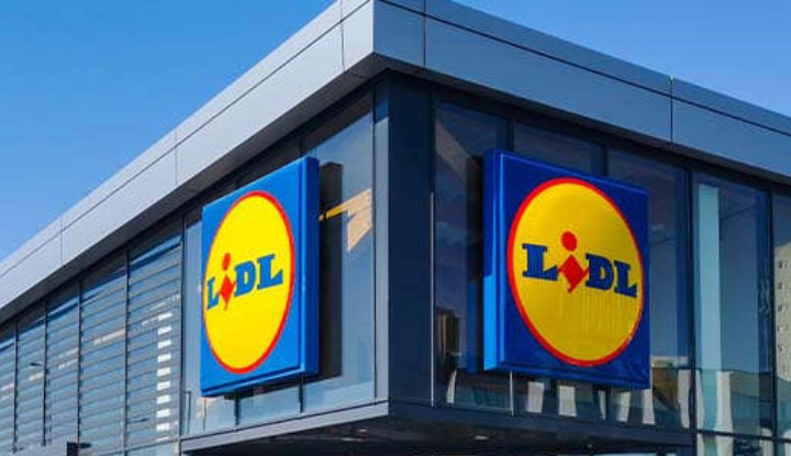 Lidl продал свой новый магазин в Риге. Первая сделка с недвижимостью