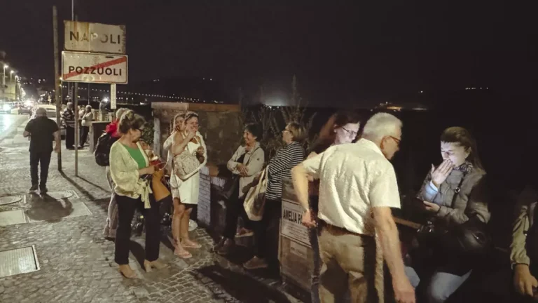 В пригороде Неаполя произошло землетрясение: закрыты школы