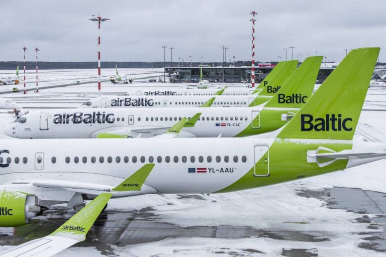 Акционерный капитал airBaltic уменьшен на 571 миллион евро