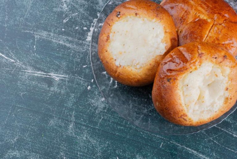 💛 Лучший рецепт домашних ватрушек с творогом – вкус из детства