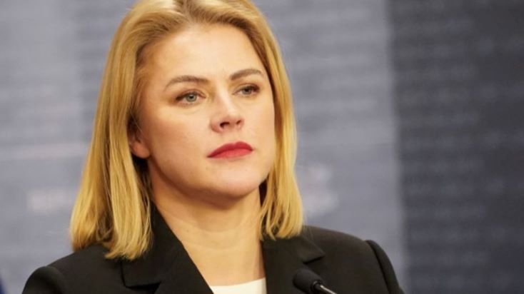 Силиня намерена сокращать бюрократию и создает для этого специальную команду