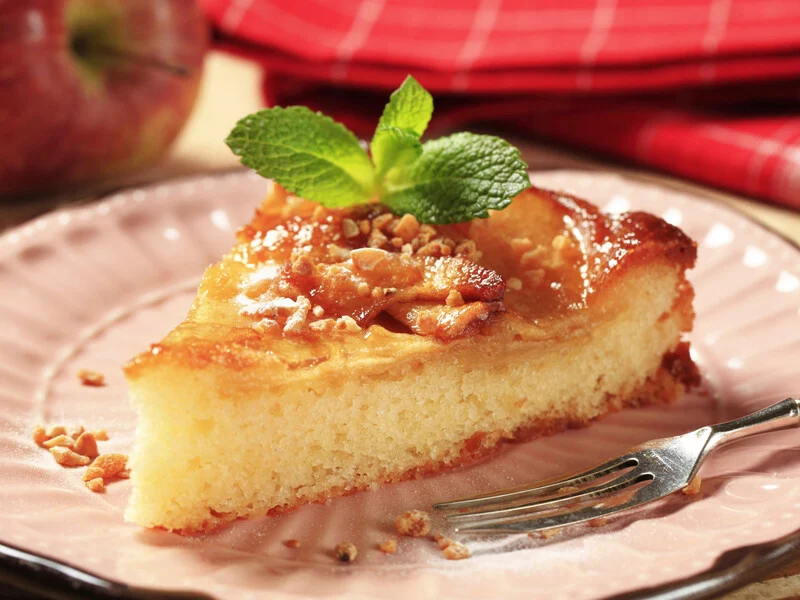🧁 Яблочный пирог без муки и сахара: простой рецепт для здорового десерта