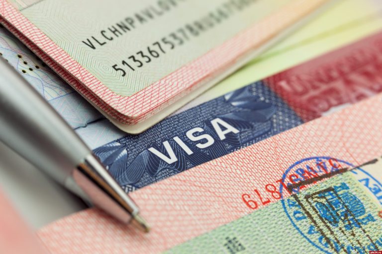 Латвия вводит новый порядок выдачи виз для граждан РФ и Беларуси