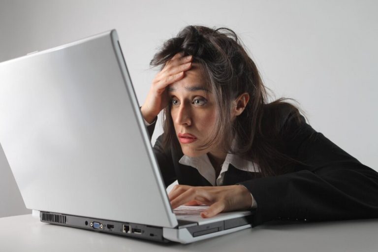 44% потребителей медиаконтента не могут отличить правду от лжи — данные опроса