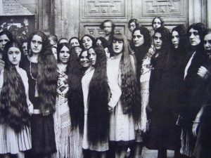 От ретро до современности: как уникальные снимки иллюстрируют историю