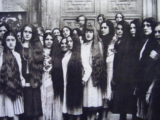 От ретро до современности: как уникальные снимки иллюстрируют историю